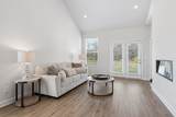 521 Medwyk Dr - Photo 8
