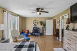 929 Lemont Dr - Photo 53