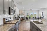 2925 Eckersley Dr - Photo 9