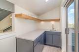 1009 Summit Ave - Photo 32