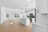 930 Glass St - Photo 3