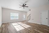445 Oak St - Photo 3