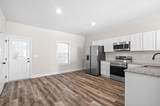 445 Oak St - Photo 4