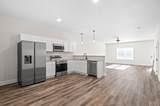 445 Oak St - Photo 5