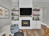 1022 Clark St - Photo 8