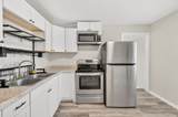 917 Smith St - Photo 12