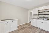 917 Smith St - Photo 10