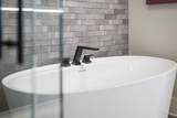 1024 Club View Dr - Photo 47