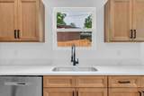 904 East Decherd Street - Photo 9