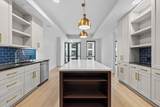 930 Commerce St - Photo 12