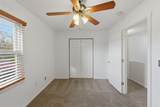 940 Gale Ln - Photo 17