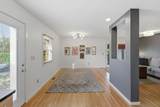940 Gale Ln - Photo 4