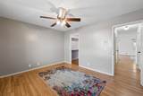 1035 Heritage Dr - Photo 9