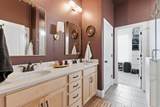 7220 Still Spring Hollow Dr - Photo 32