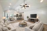 918 Shallowford Road - Photo 6