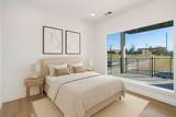 1017 12th Ave - Photo 43