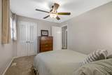622 Oakwood Ter - Photo 15