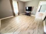 101 Walnut St - Photo 8