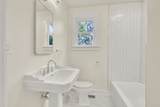 1121 Goldilocks St - Photo 11