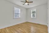 1121 Goldilocks St - Photo 17