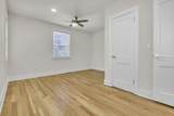 1121 Goldilocks St - Photo 19
