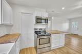 1121 Goldilocks St - Photo 8