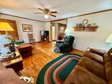 180 Center Dr - Photo 4