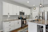 1017 Violet St - Photo 10
