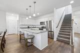 1004 Vanguard Dr - Photo 17