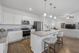 1004 Vanguard Dr - Photo 18