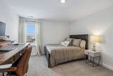 1004 Vanguard Dr - Photo 54