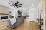 328 Granbury St - Photo 12