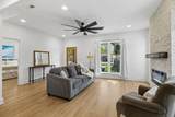 328 Granbury St - Photo 28