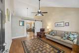 2739 Oxford Hall Ave - Photo 3