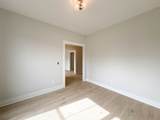 211 Settlers Way - Photo 8