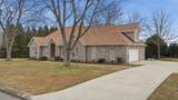 201 Victoria Ct - Photo 2