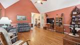 201 Victoria Ct - Photo 6
