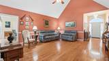 201 Victoria Ct - Photo 7