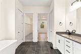 2048 Blackstone Drive - Photo 29