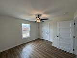 706 Courthouse View St - Photo 8