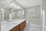 1005 Glenhurst Way - Photo 18