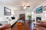 2102 Burgess Ln - Photo 10