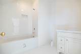 6033 Frazier Park Ln - Photo 48