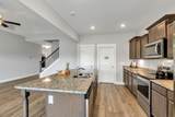 2424 Hollis Dr - Photo 8