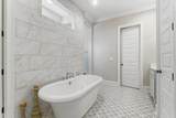 6003 Lookaway Cir - Photo 32