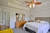 3637 Aurora Dr - Photo 18