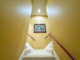 275 N Crescentview Rd - Photo 50
