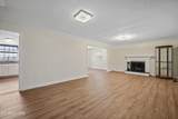 4621 Royalview Rd - Photo 5