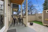 1034 Burchwood Ave - Photo 32