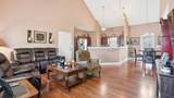 3207 Meadowhill Dr - Photo 4